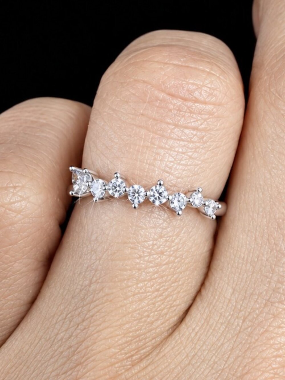 Dancing Diamonds Ring